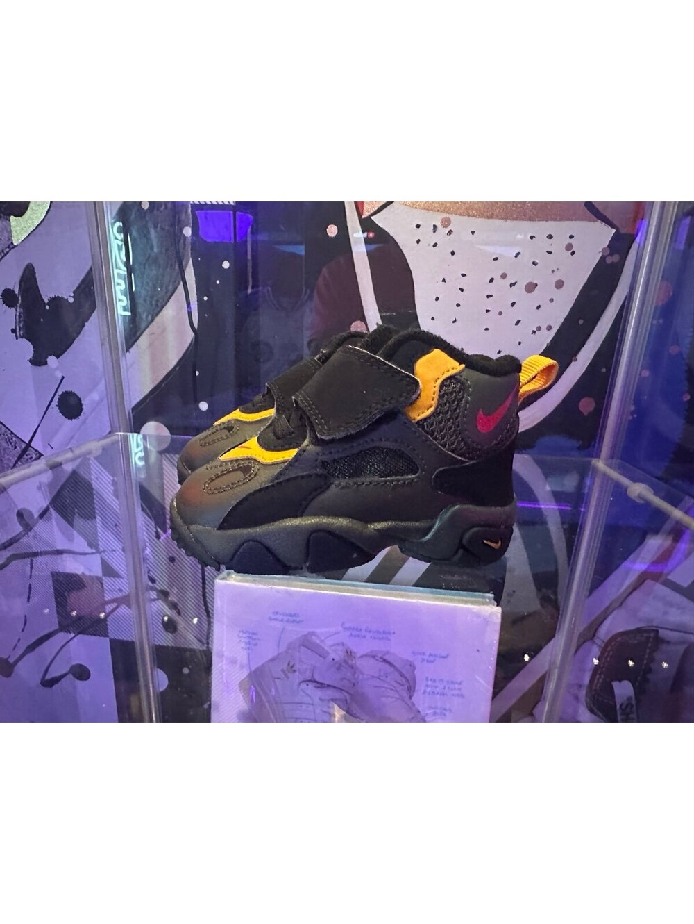 Nike Speed Turf Shoes SIZE: 4C